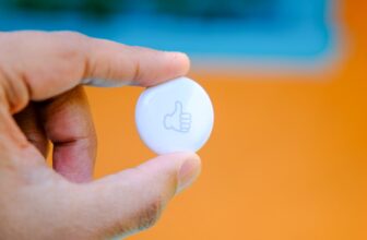 How to replace your AirTag battery