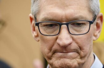 Tim Cook Wants ‘Deescalation’ in Minneapolis